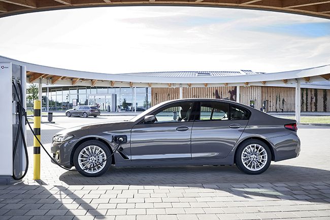 Nuevo BMW 520e híbrido enchufable.
