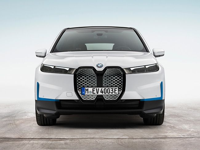 Frontal BMW iX