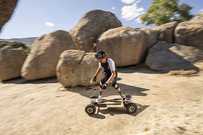 Mountain Rhino skate electrico
