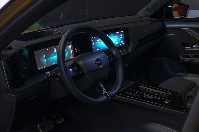Nuevo Opel Astra Hybrid.