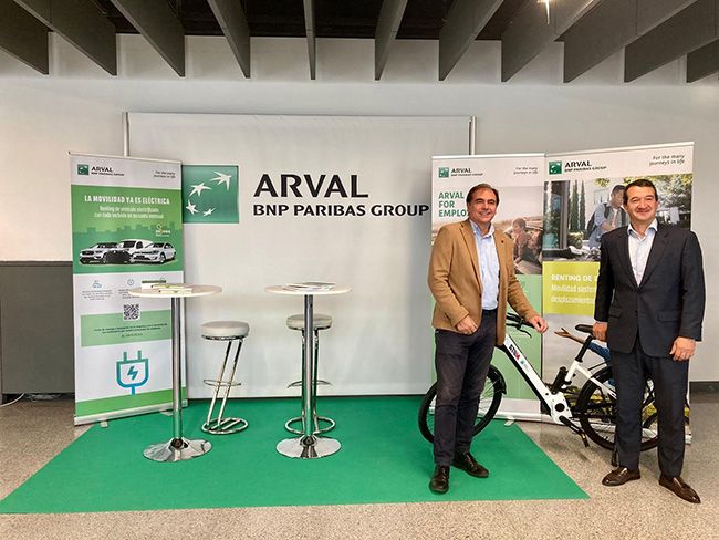 Manuel Orejas de Arval.