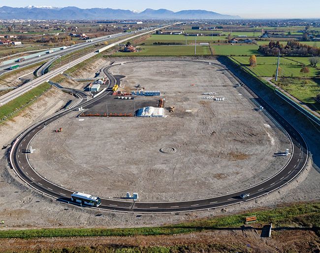 El circuito está en Chiari, junto a la A35, de Milán a Brescia (Italia).