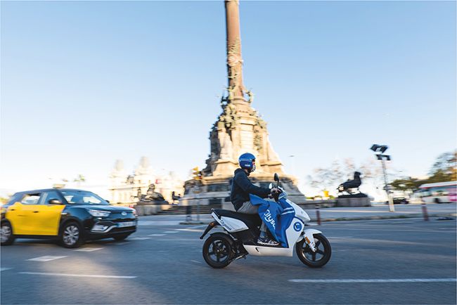 Motosharing. Cityscoot