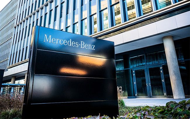 Mercedes-Benz sede.