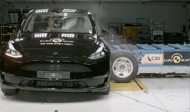 Tesla Model Y.