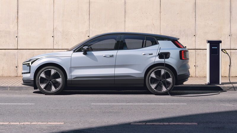 Volvo EX30 2023