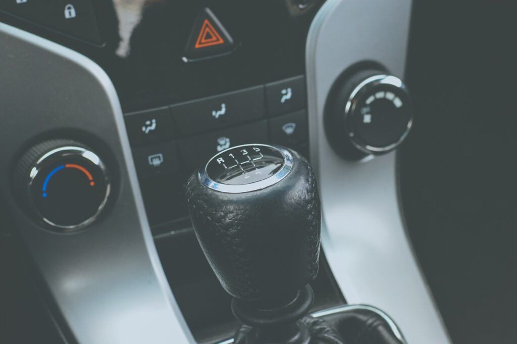 coches eléctricos con cambio manual