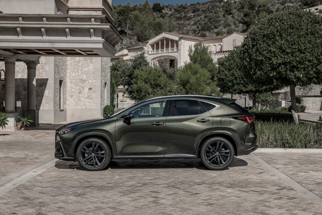 lexus