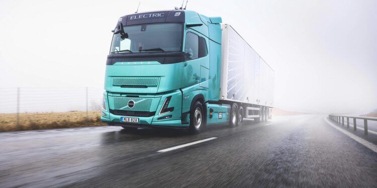 Volvo FH Aero Electric E-axle